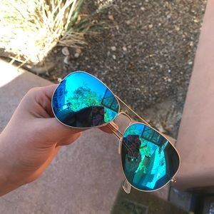 Ray Ban Blue Mirrored Aviators Large Size